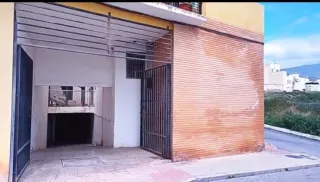 Se vende garaje con trastero en motril
