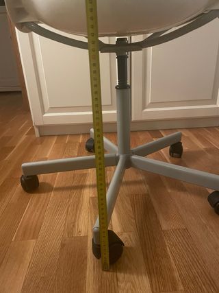 Silla de estudio giratoria blanca