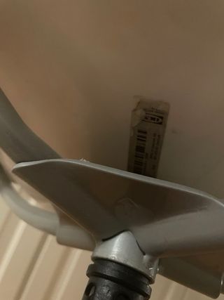 Silla de estudio giratoria blanca