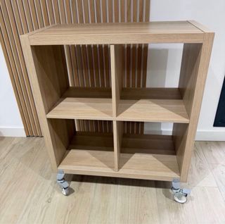 Armario Kallax Ikea 4 cubos con ruedas