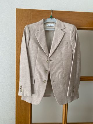 TRAJE DE COMUNION NUEVO Y MUY ELEGANTE