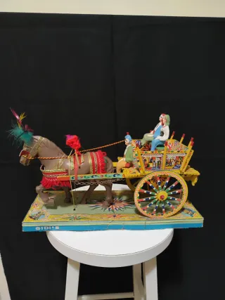Carretto Siciliano Decorato con Figure