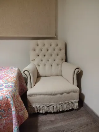 Butaca individual estilo rústico