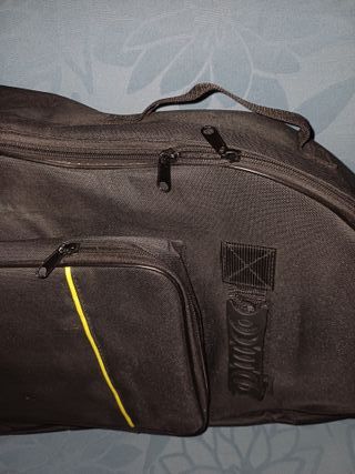 Custodia per chitarra nera