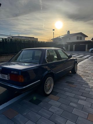 BMW E30 318i 1987