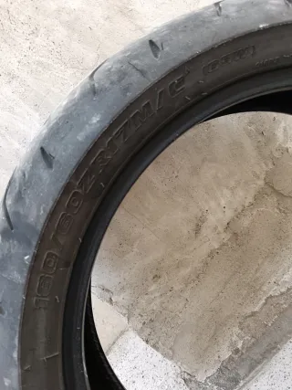 Neumáticos Ducati 160/60/17 y 120/60/17