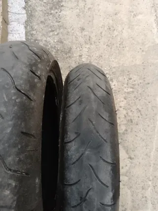Neumáticos Ducati 160/60/17 y 120/60/17
