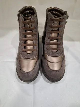 Botines mujer marrones y grises