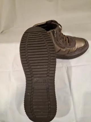 Botines mujer marrones y grises