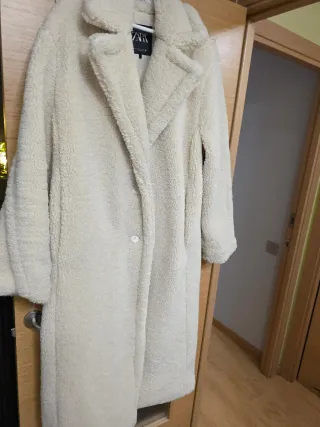Abrigo Teddy Zara Oversize Talla M/L Beige
