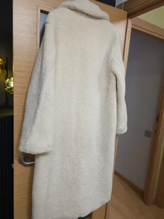 Abrigo Teddy Zara Oversize Talla M/L Beige
