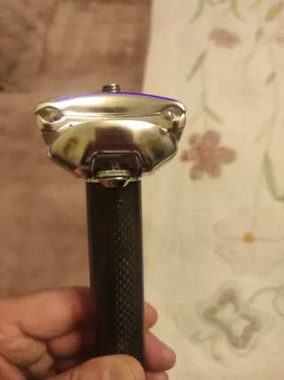 Tija ITM Carbono 27,2. 300 mm.