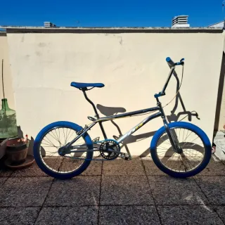 Bicicleta BMX BH Shark Cromada
