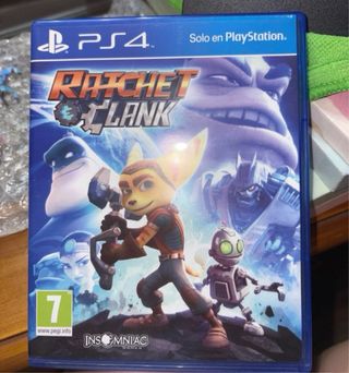 PS4 (PlayStation 4) Negra + Mando + 4 Juegos