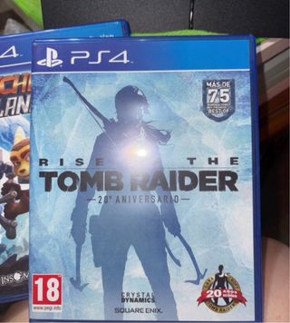 PS4 (PlayStation 4) Negra + Mando + 4 Juegos