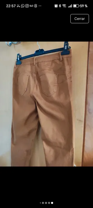 Pantalón elástico marrón