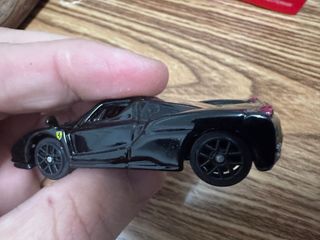 Bburago Ferrari Enzo Ferrari 1/64  licencia nuevo