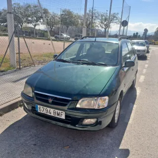 Mitsubishi Space Star 2000