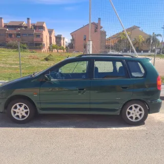 Mitsubishi Space Star 2000