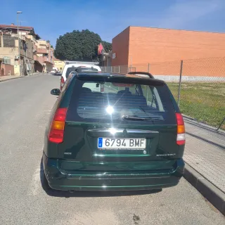 Mitsubishi Space Star 2000