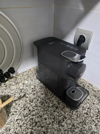 Macchina da caffè Nespresso Lattissima One Bianca