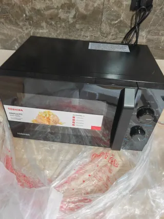 Microondas Toshiba Negro