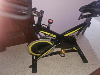 ÚLTIMO PRECIO. Bici Spinning BH
