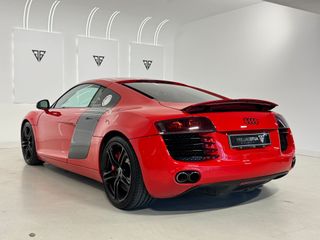 Audi R8 V8 4.2 FSi 420cv Quattro R Tronic