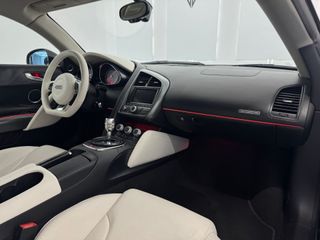 Audi R8 V8 4.2 FSi 420cv Quattro R Tronic