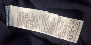 Camiseta Levi's Negra Talla L con etiqueta