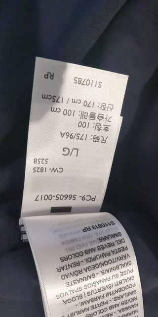 Camiseta Levi's Negra Talla L con etiqueta