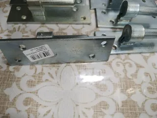 Utensili metallici 4cm e 13cm