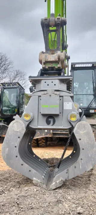 Pinza de demolición y escollera