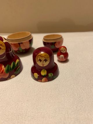 Matrioska in legno decorata a mano