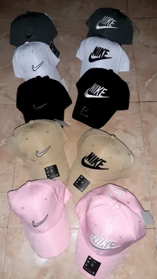 Gorras Nike