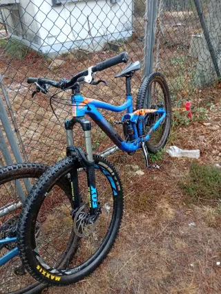Cuadro Bici Enduro Giant Azul/Naranja