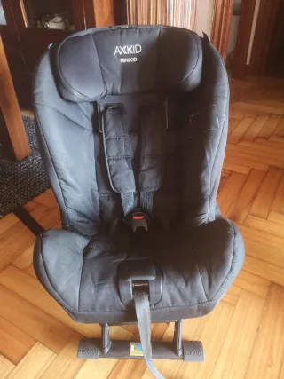 Seggiolino auto contromarcia AXKID MINIKID