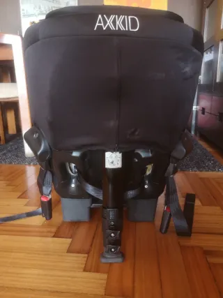 Seggiolino auto contromarcia AXKID MINIKID