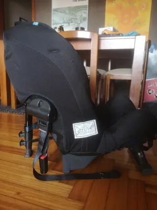 Seggiolino auto contromarcia AXKID MINIKID