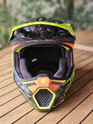 Capacete Fox V3 RS Carbon Elevated Ltd Edt. Tam. M