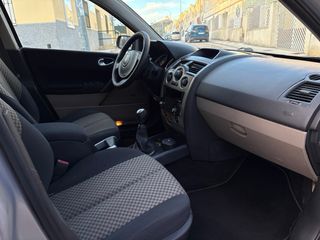 Renault Megane 2003