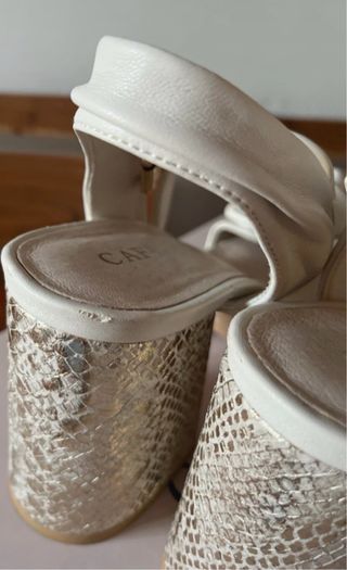 Sandali CafèNoir Beige con Fiocco