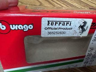 Bburago Ferrari 488 Pista 1:64 Nuevo