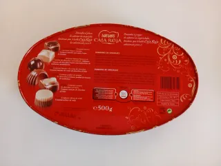 Lata Nestlé Caja Roja