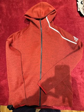 Chaqueta deportiva Adidas roja