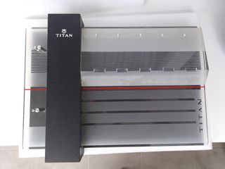 4 EXPOSITORES CASIO Y 1 TITAN