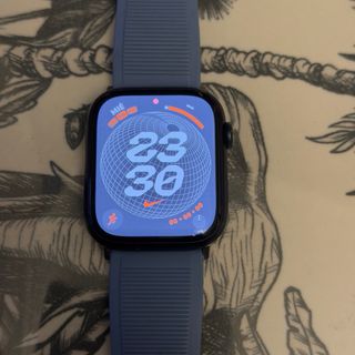 Apple Watch Series 8 negro con batería en 88