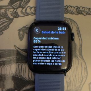 Apple Watch Series 8 negro con batería en 88