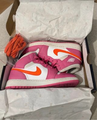 Nike Air Jordan 1 Mid Talla 37.5