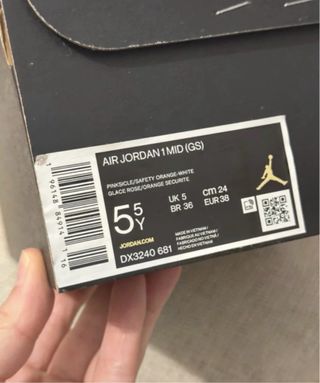 Nike Air Jordan 1 Mid Talla 37.5